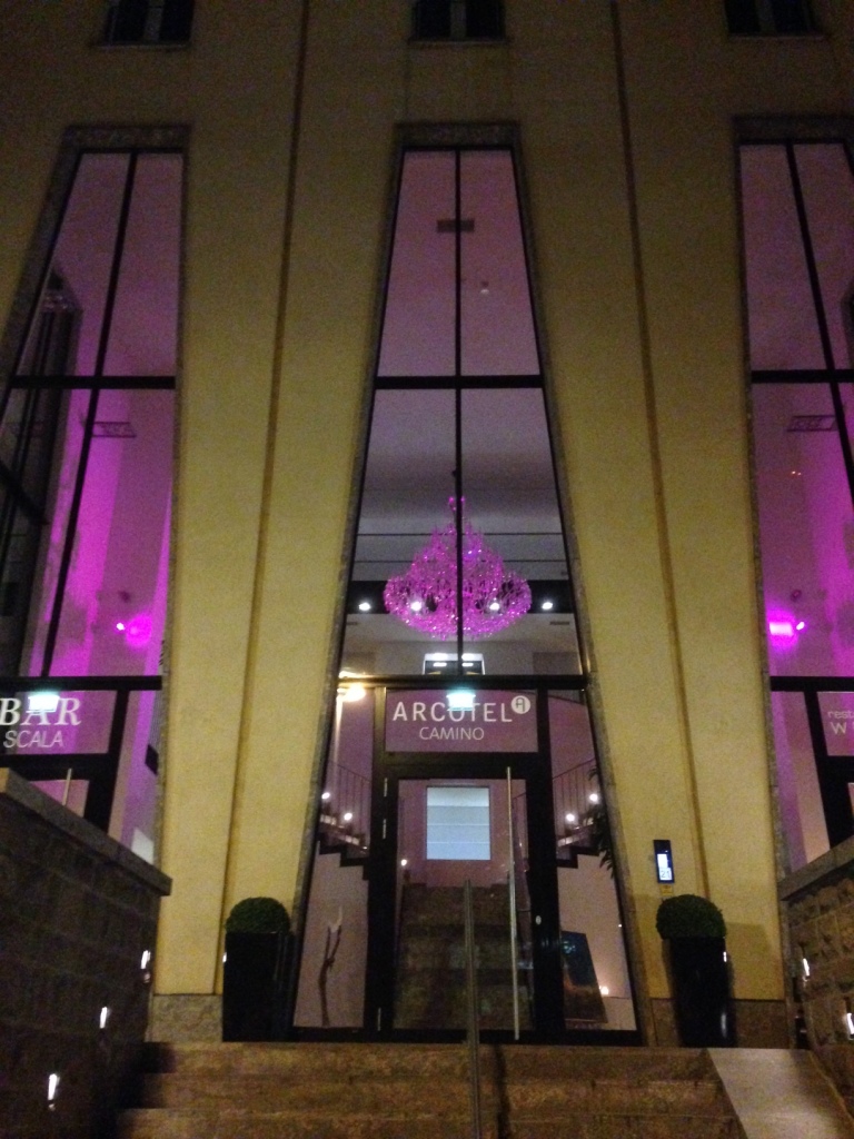 Eingang des Hotels