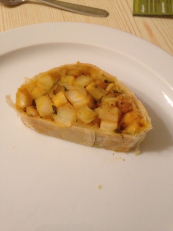 Kartoffel-Pastinaken-Strudel