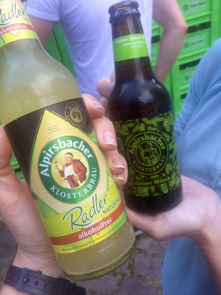 Leckeres Bier für die Mädchen gab´s auch auf dem Hopfenfest.