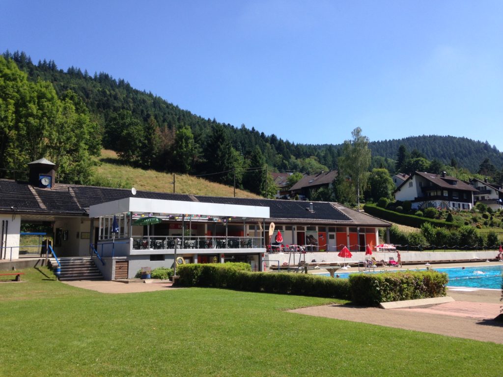 Das Freibad in Alpirsbach