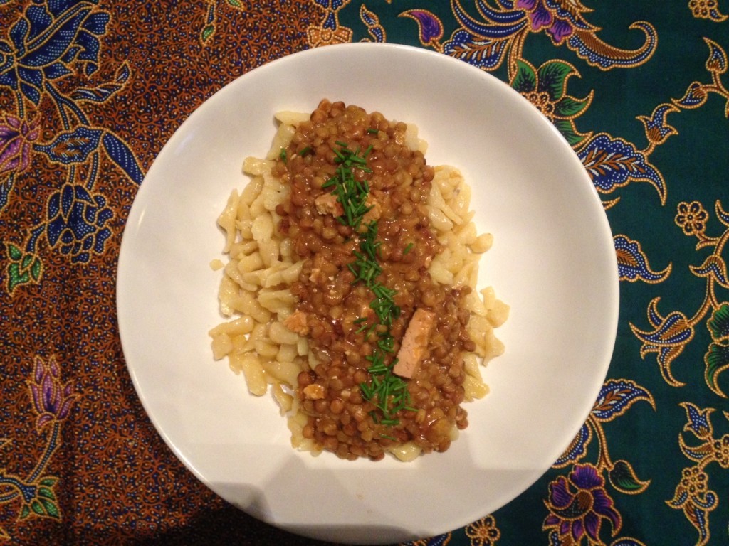 Ein KlassikerRezept Schwäbische Linsen mit Spätzle (vegan) Ein KlassikerRezept Schwäbische Linsen mit Spätzle (vegan)