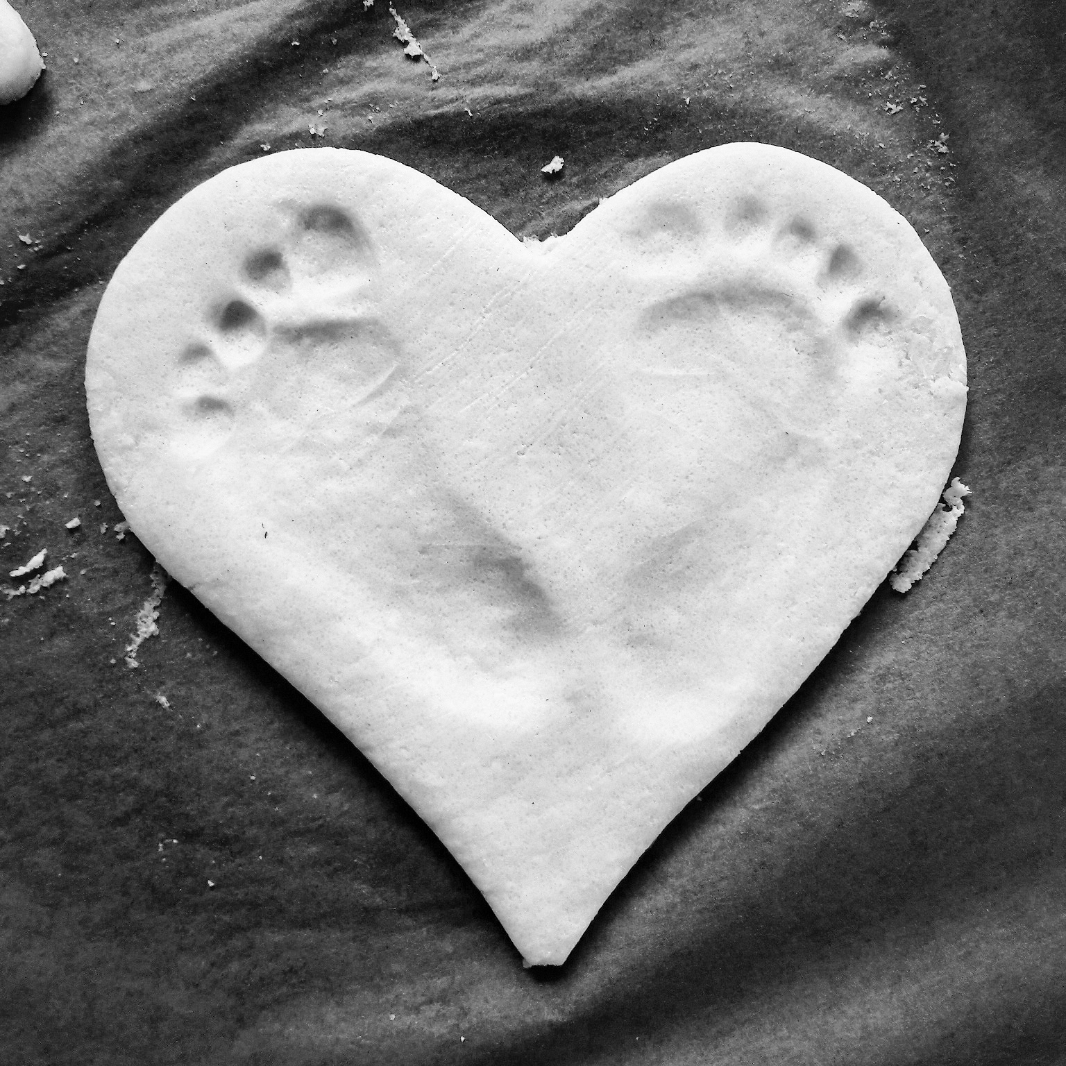 MAMA MONDAY: Baby-Fußabdruck im Salzteig als schöne Erinnerung (DIY)