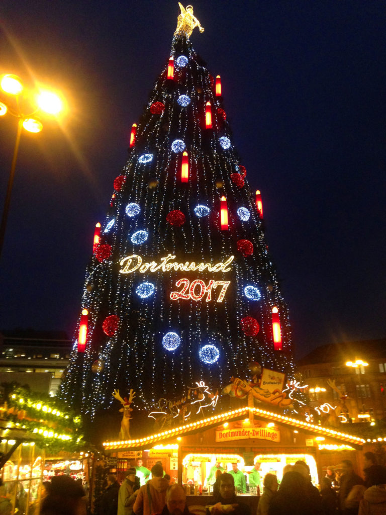 Anreisetag und der Dortmunder Weihnachtsbaum – Als Bier-Laie auf 'Bier-Pionier-Reise durch NRW' (Tag 1)