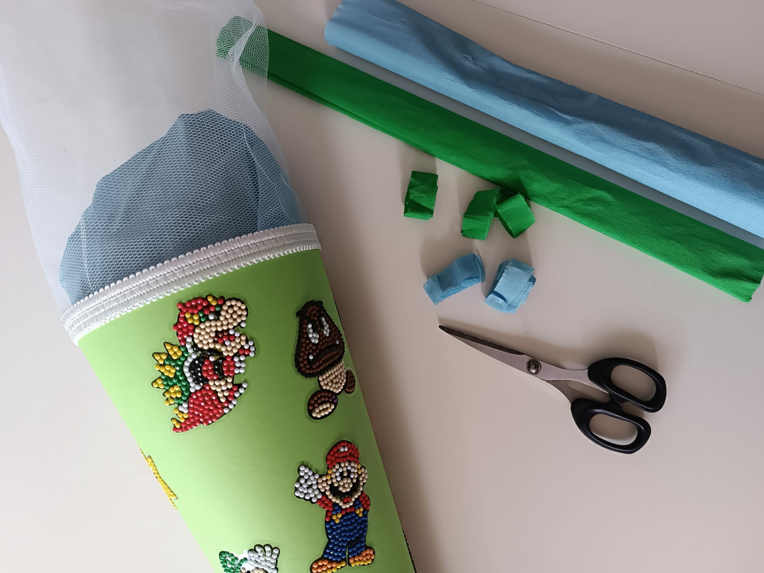 DIY: Individuelle Schultüte gestalten – “It´s me, Mario!”