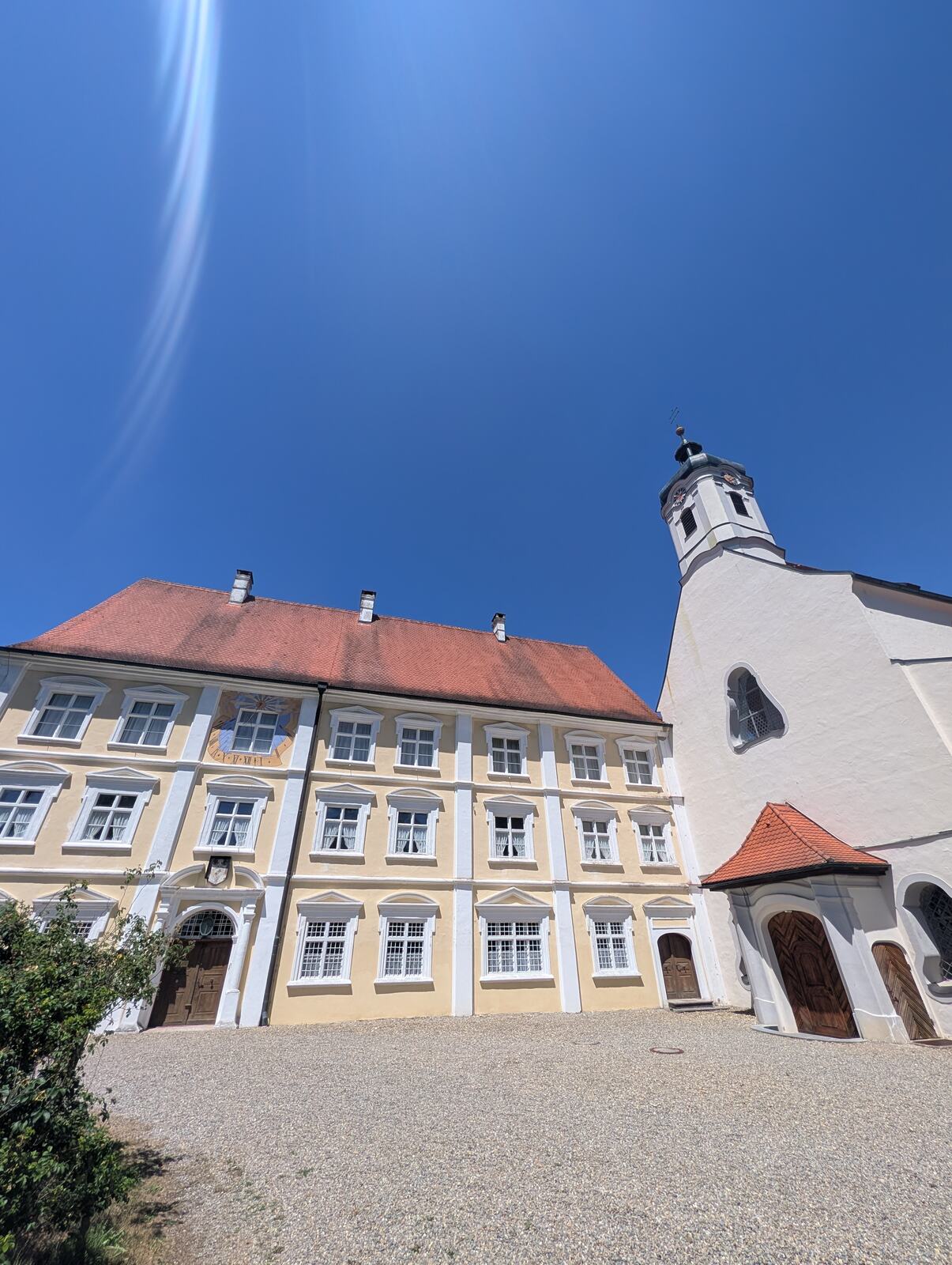 Gutenzell: Klosterkirche vom Wieskirchen-Baumeister — und ein Spaziergang ohne Programm