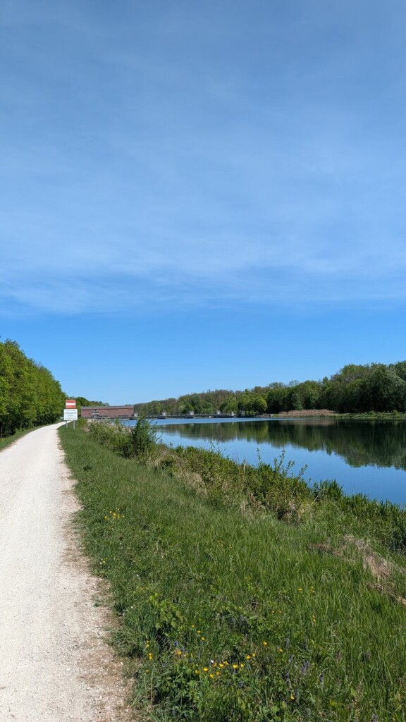 Uferweg am Kanal